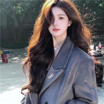 美女来了
